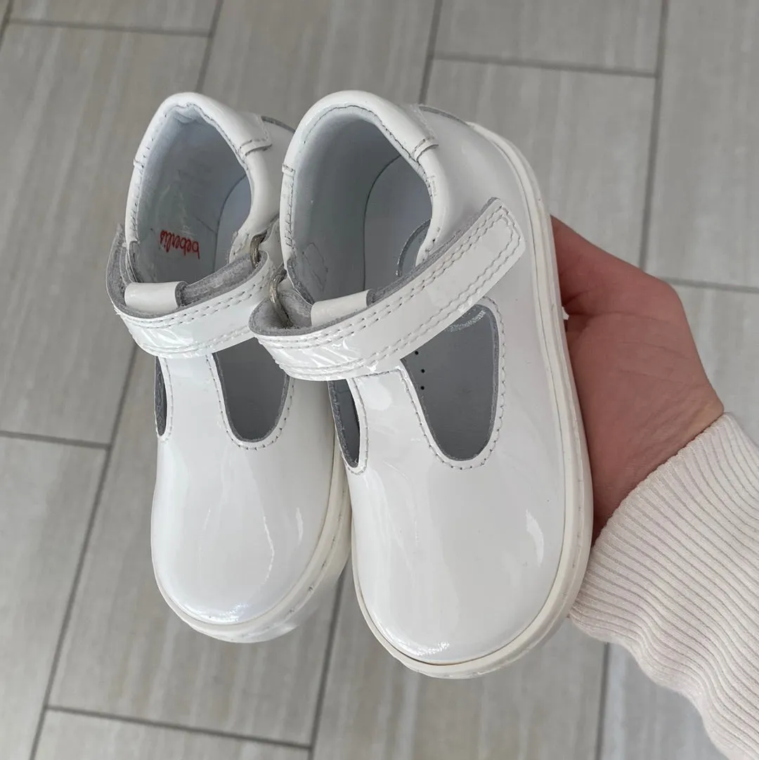 Beberlis White Patent Velcro Baby Sneaker