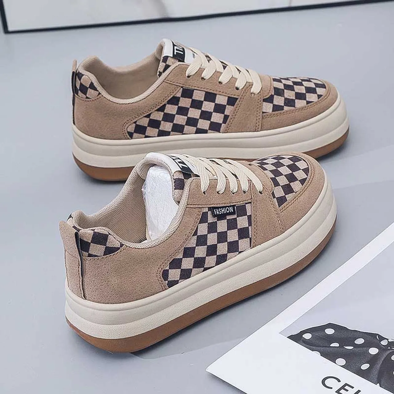 Brown check pattern lace up shoe sneaker