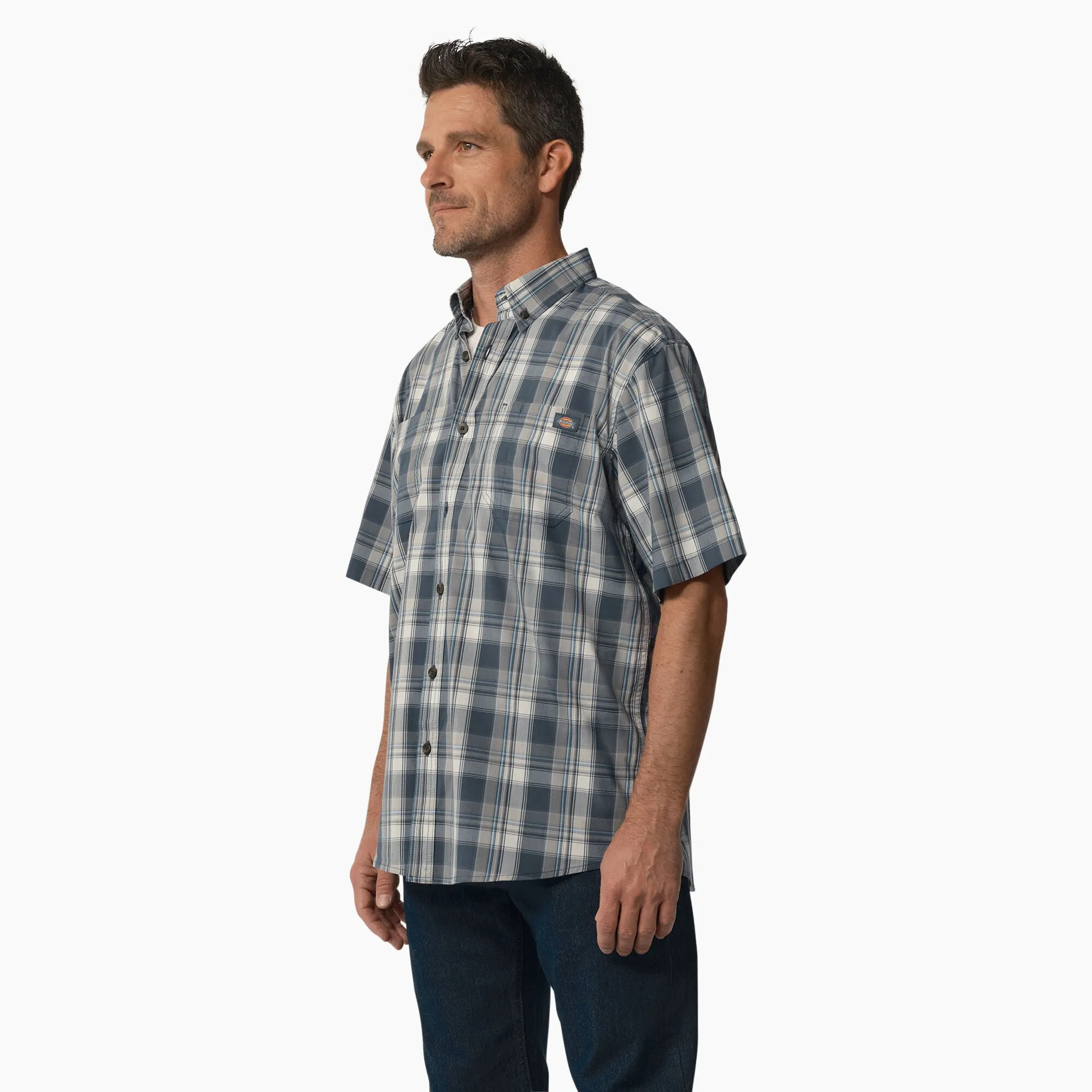 Dickies Men's FLEX Woven Short Sleeve Button-Down Shirt