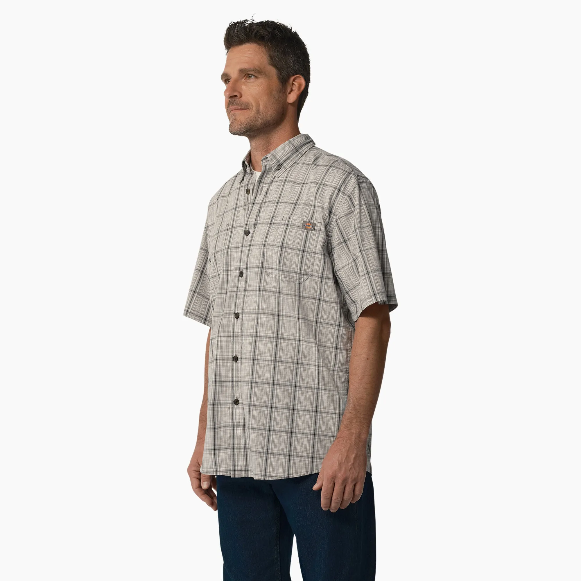 Dickies Men's FLEX Woven Short Sleeve Button-Down Shirt