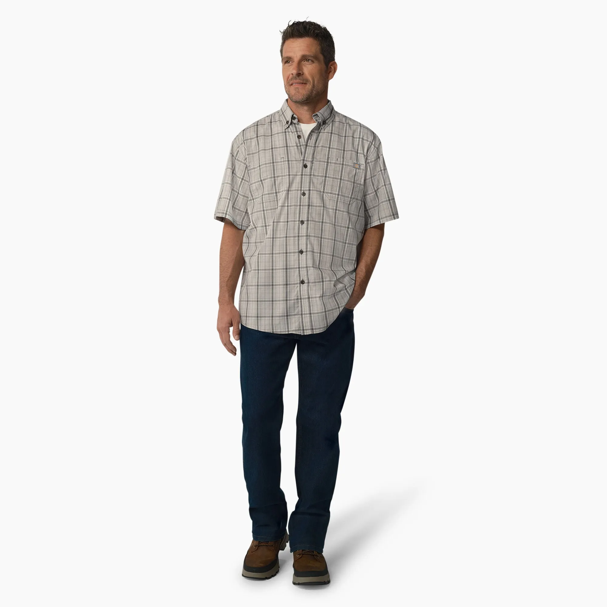 Dickies Men's FLEX Woven Short Sleeve Button-Down Shirt