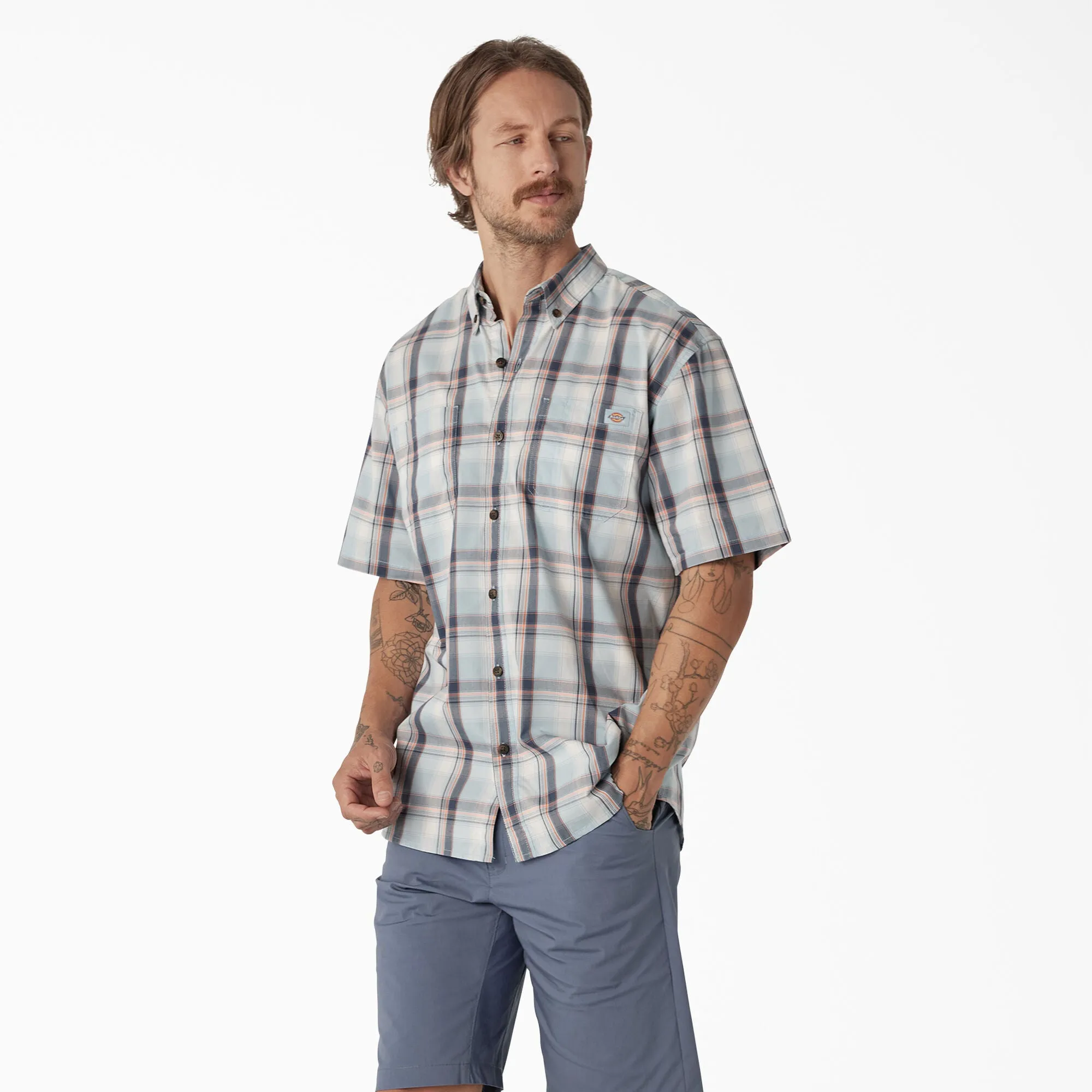 Dickies Men's FLEX Woven Short Sleeve Button-Down Shirt