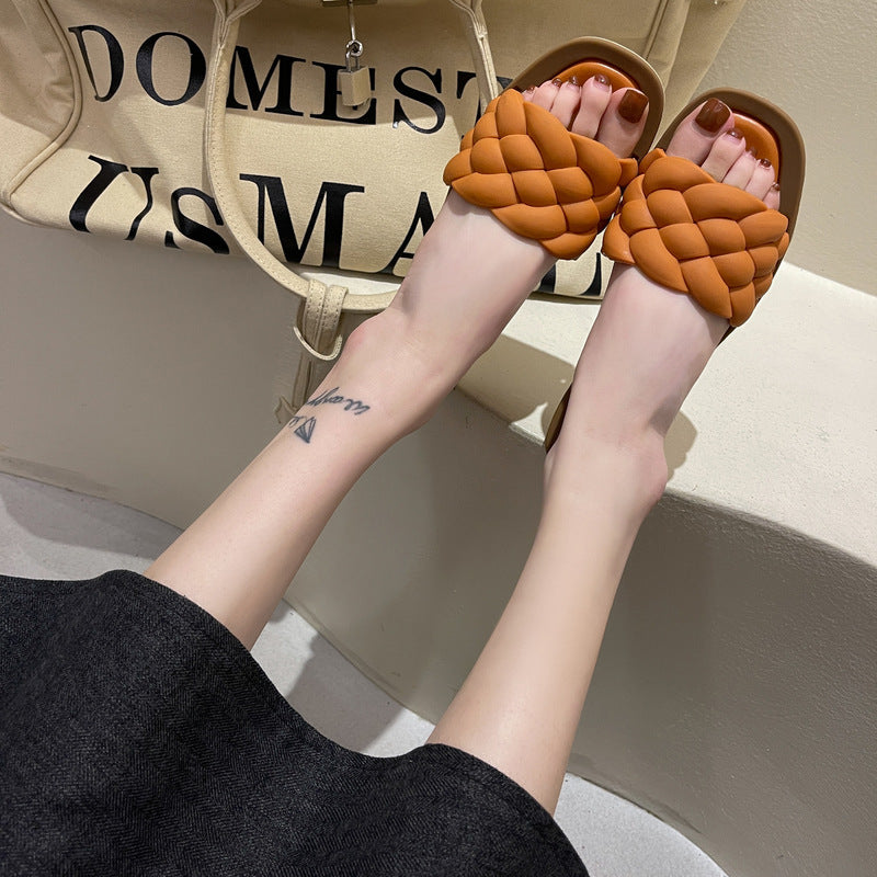 Fashionable Outerwear Slippers for Women