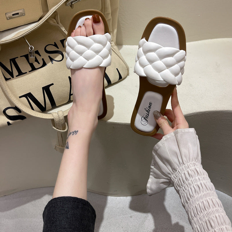 Fashionable Outerwear Slippers for Women