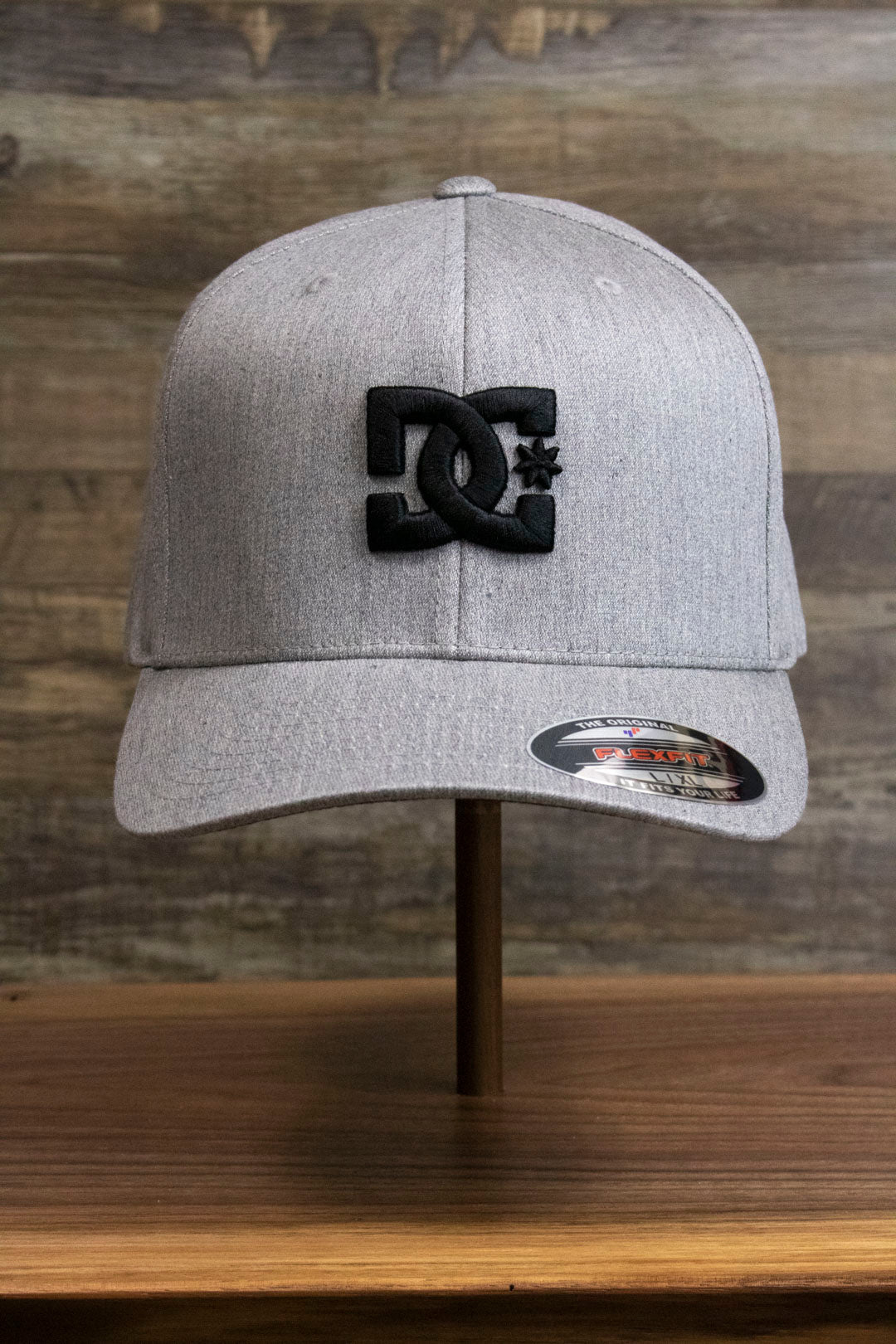 Light Gray Bentbrim Skater Hat | DC Shoes Black Bottom Heather Gray Flexfit Cap