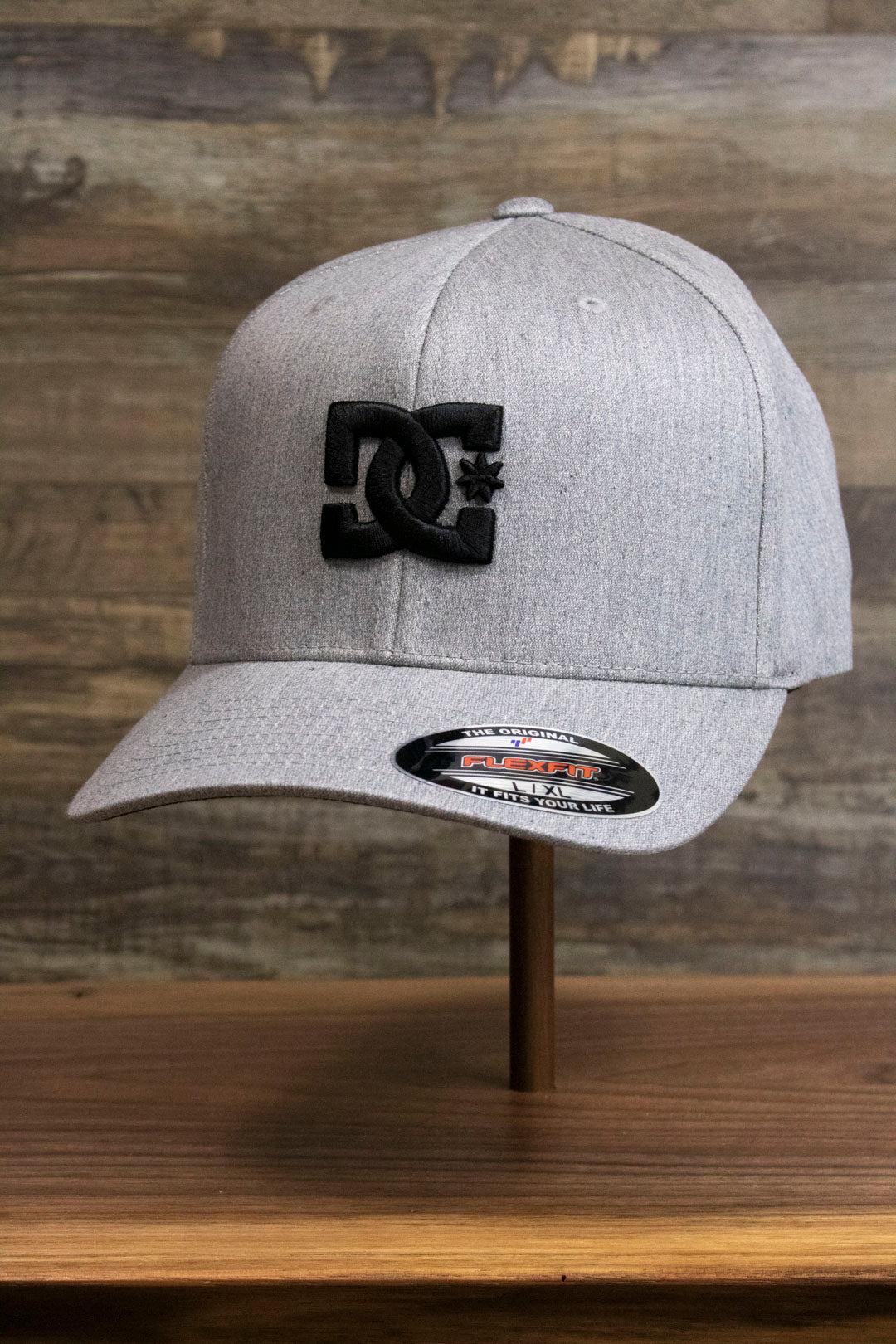 Light Gray Bentbrim Skater Hat | DC Shoes Black Bottom Heather Gray Flexfit Cap