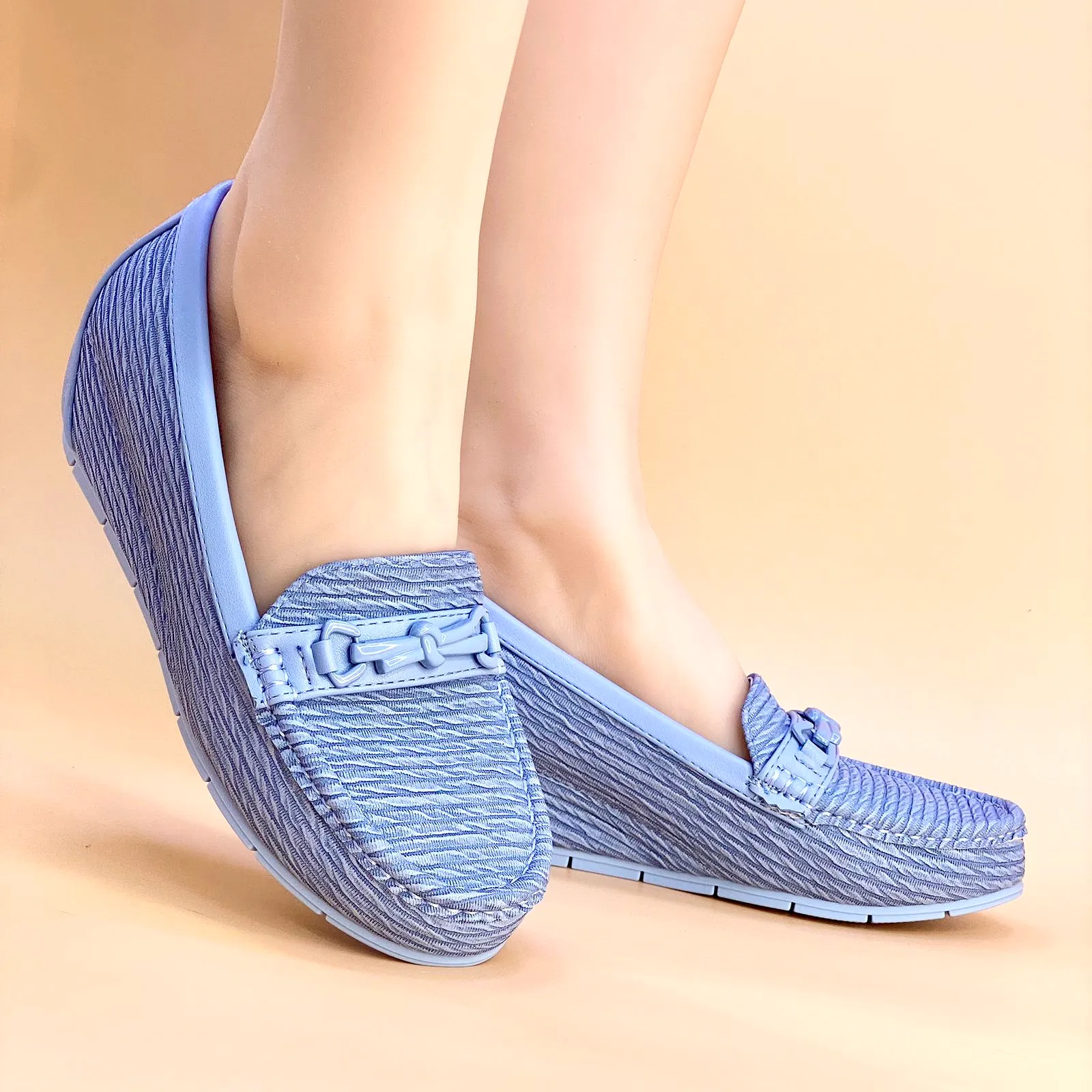 NEW , WOMEN SHOES W344