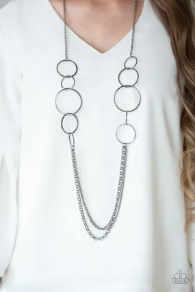 Paparazzi Ring In The Radiance - Black - Gunmetal Rings - Necklace and matching Earrings