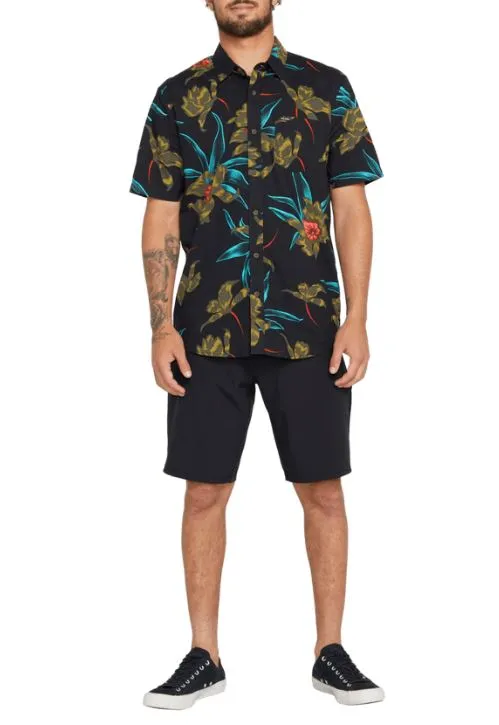 Volcom Mens Island Time Short Sleeve Button Down Shirt