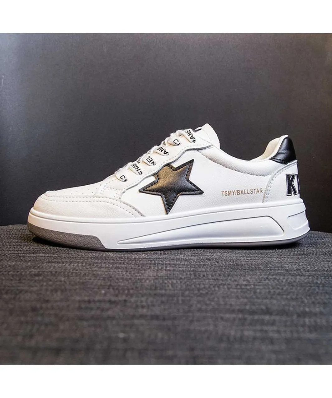 White black star letter print shoe sneaker